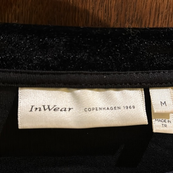 Black Velour Top - Picture 4 of 7